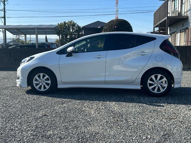 アクア Ｚ　Ｚ　モデリスタエアロ　シートヒーター　ステアリングヒーター　Ｂｌｕｅｔｏｏｔｈ　ドライブレコーダー　ＥＴＣ　走行時テレビ視聴可能　純正１０．５型ＤＡ　パワーシート（8枚目）