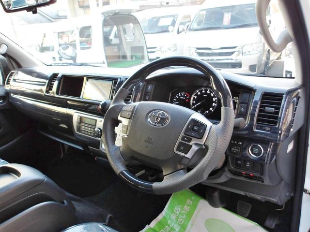 ハイエースワゴン ＧＬ　新車／オーダー／４１５コブラ／バッドフェイス／バッドラッカー／１７ＡＷ／インテリアパネル／カロッツェリア７インチナビ／１０インチフリップダウンモニター／４１５コブラＬＥＤテール／ハイエースカスタム（21枚目）