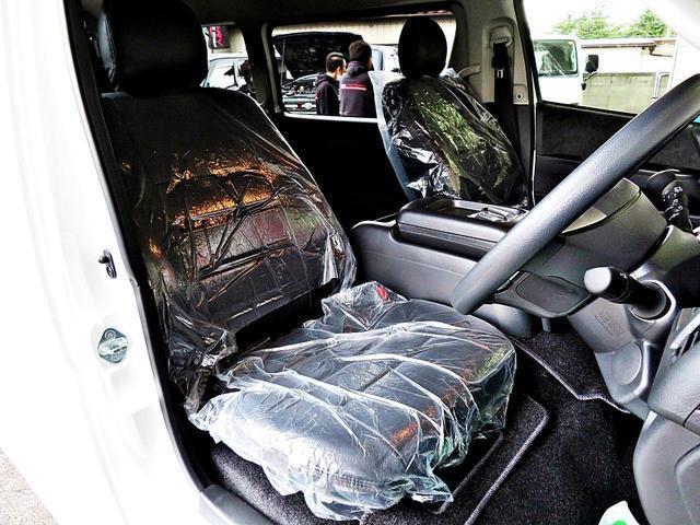 ハイエースワゴン ＧＬ　４ＷＤ／ブラックＥＤ／ＰＶＭ／ＢＩＧ－Ｘ／１１インチ／後席モニター／シートカバー／フルセグナビ／デジタルミラー／全周囲カメラ／ＴＳＳ／ＬＥＤヘッド＆フォグ／１６インチＡＷ／オープンカントリー／未登録車（5枚目）