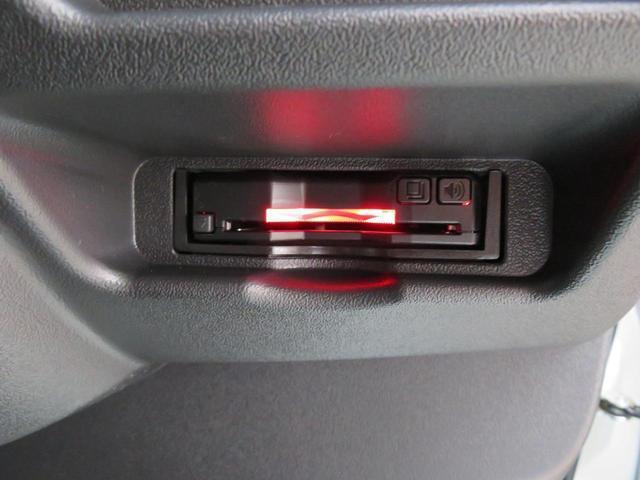 ハイエースワゴン ＧＬ　４ＷＤ／ブラックＥＤ／ＰＶＭ／ＢＩＧ－Ｘ／１１インチ／後席モニター／シートカバー／フルセグナビ／デジタルミラー／全周囲カメラ／ＴＳＳ／ＬＥＤヘッド＆フォグ／１６インチＡＷ／オープンカントリー／未登録車（40枚目）