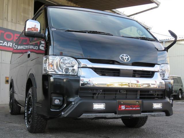 ハイエースワゴン ＧＬ　新車未登録／２７００ｃｃ／ＬＥＤヘッド／ＤＩＭ／ＰＶＭ／バンパーガード／コブラＬＥＤテール／ブラックシートカバー／オリジナルホイール／オープンカントリーＭＴ／ナビ／フリップ／オーバーフェンダー（24枚目）