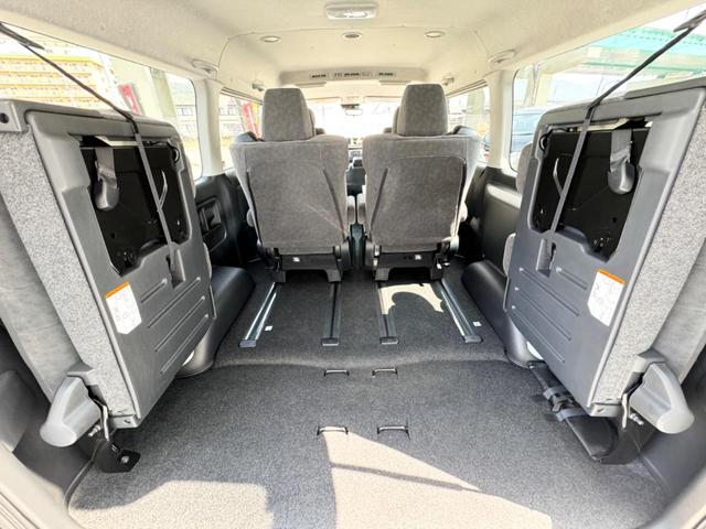 ハイエースワゴン ＧＬ　ファインテックツアラー／即お渡し／未登録新車／パノラミックビューモニター／デジタルインナーミラー／／両側パワースライドドア／プッシュスタート／ハイエースカスタム／パールホワイト（14枚目）