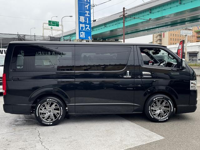 ハイエースバン スーパーＧＬ　ダークプライムＩＩ　未登録新車／コンプリートカー／バッドフェイス／４１５コブラ／フロントスポイラー／ＥＳＳＥＸ／ＥＷ－１７／ヨコハマパラダ／ローダウン／ヴァレンティ／ＬＥＤテールランプ／ハイエースカスタム／パノラミック（14枚目）
