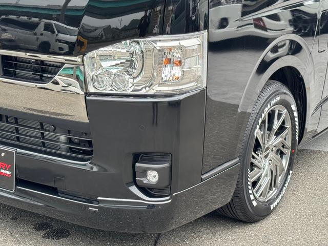 ハイエースバン スーパーＧＬ　ダークプライムＩＩ　未登録新車／コンプリートカー／バッドフェイス／４１５コブラ／フロントスポイラー／ＥＳＳＥＸ／ＥＷ－１７／ヨコハマパラダ／ローダウン／ヴァレンティ／ＬＥＤテールランプ／ハイエースカスタム／パノラミック（24枚目）