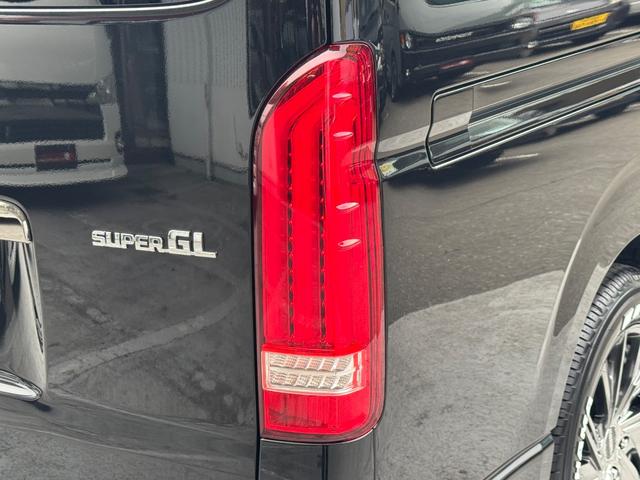 ハイエースバン スーパーＧＬ　ダークプライムＩＩ　未登録新車／コンプリートカー／バッドフェイス／４１５コブラ／フロントスポイラー／ＥＳＳＥＸ／ＥＷ－１７／ヨコハマパラダ／ローダウン／ヴァレンティ／ＬＥＤテールランプ／ハイエースカスタム／パノラミック（35枚目）