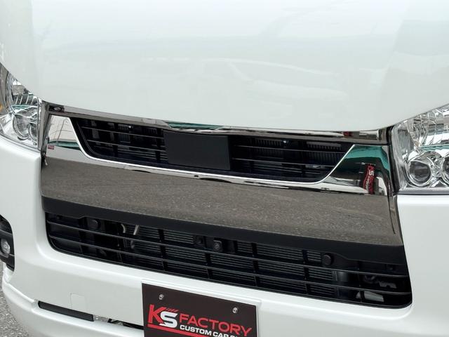 ハイエースバン スーパーＧＬ　ダークプライムＩＩ　未登録新車／コンプリートカー／バッドフェイス／４１５コブラ／フロントスポイラー／ＥＳＳＥＸ／ＥＷ－１７／ヨコハマパラダ／ローダウン／ヴァレンティ／ＬＥＤテールランプ／ハイエースカスタム／パノラミック（19枚目）