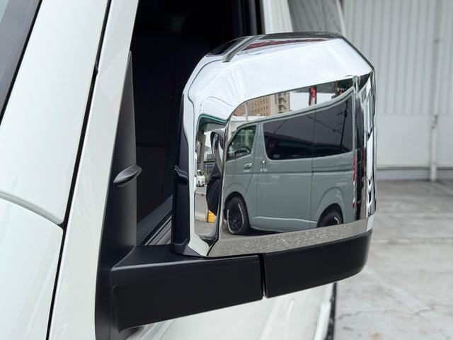 ハイエースバン スーパーＧＬ　ダークプライムＩＩ　未登録新車／コンプリートカー／バッドフェイス／４１５コブラ／フロントスポイラー／ＥＳＳＥＸ／ＥＷ－１７／ヨコハマパラダ／ローダウン／ヴァレンティ／ＬＥＤテールランプ／ハイエースカスタム／パノラミック（24枚目）