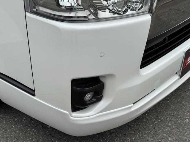 ハイエースバン スーパーＧＬ　ダークプライムＩＩ　未登録新車／コンプリートカー／バッドフェイス／４１５コブラ／フロントスポイラー／ＥＳＳＥＸ／ＥＷ－１７／ヨコハマパラダ／ローダウン／ヴァレンティ／ＬＥＤテールランプ／ハイエースカスタム／パノラミック（41枚目）