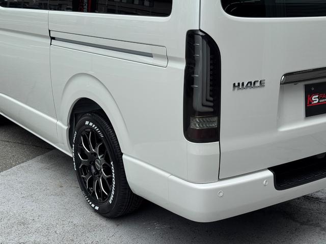 ハイエースバン スーパーＧＬ　ダークプライムＩＩ　未登録新車／コンプリートカー／バッドフェイス／４１５コブラ／フロントスポイラー／ＥＳＳＥＸ／ＥＷ－１７／ヨコハマパラダ／ローダウン／ヴァレンティ／ＬＥＤテールランプ／ハイエースカスタム／パノラミック（32枚目）