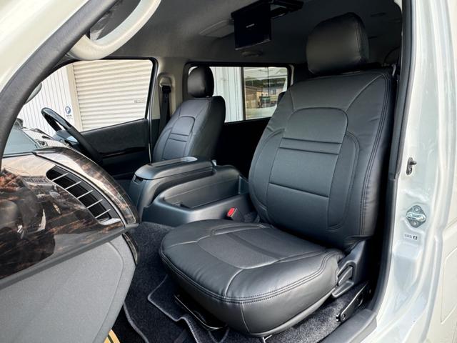 ハイエースワゴン ＧＬ　新車／ローダウン／４１５コブラフロントスポイラー／ＬＥＤテールランプ／ＥＳＳＥＸ／１７ＡＷ／ＵＩビークル／シートカバー／フリップダウンモニター／７インチナビ／ＥＴＣ／ハイエースカスタム（5枚目）
