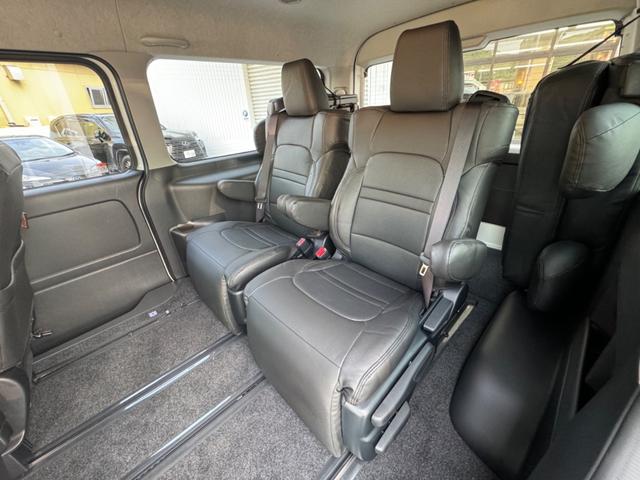 ハイエースワゴン ＧＬ　新車／ローダウン／４１５コブラフロントスポイラー／ＬＥＤテールランプ／ＥＳＳＥＸ／１７ＡＷ／ＵＩビークル／シートカバー／フリップダウンモニター／７インチナビ／ＥＴＣ／ハイエースカスタム（16枚目）