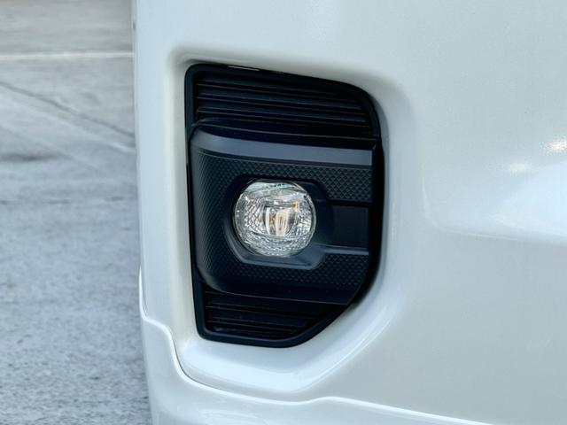 ハイエースワゴン ＧＬ　新車／ローダウン／４１５コブラフロントスポイラー／ＬＥＤテールランプ／ＥＳＳＥＸ／１７ＡＷ／ＵＩビークル／シートカバー／フリップダウンモニター／７インチナビ／ＥＴＣ／ハイエースカスタム（40枚目）