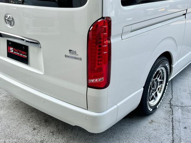 ハイエースワゴン ＧＬ　新車／ローダウン／４１５コブラフロントスポイラー／ＬＥＤテールランプ／ＥＳＳＥＸ／１７ＡＷ／ＵＩビークル／シートカバー／フリップダウンモニター／７インチナビ／ＥＴＣ／ハイエースカスタム（48枚目）