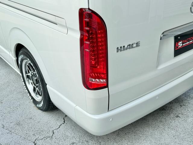 ハイエースワゴン ＧＬ　新車／ローダウン／４１５コブラフロントスポイラー／ＬＥＤテールランプ／ＥＳＳＥＸ／１７ＡＷ／ＵＩビークル／シートカバー／フリップダウンモニター／７インチナビ／ＥＴＣ／ハイエースカスタム（49枚目）