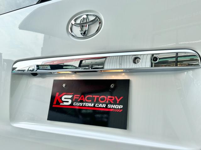 ハイエースワゴン ＧＬ　新車／ローダウン／４１５コブラフロントスポイラー／ＬＥＤテールランプ／ＥＳＳＥＸ／１７ＡＷ／ＵＩビークル／シートカバー／フリップダウンモニター／７インチナビ／ＥＴＣ／ハイエースカスタム（53枚目）