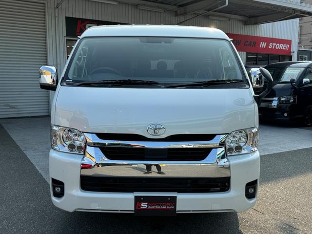ハイエースワゴン ＧＬ　未登録新車／２ＷＤ／即納車／パワースライドドア／ＬＥＤヘッドライト／プッシュスタート／デジタルインナーミラー／パノラミックビューモニター／レーンデパーチャーアラートメント／オトマチックハイビーム（13枚目）