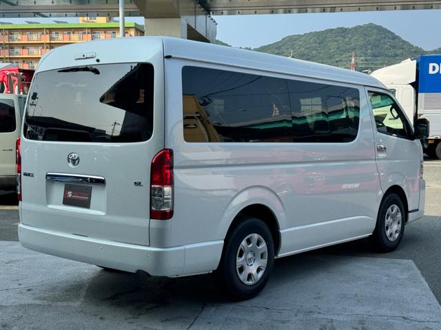 ハイエースワゴン ＧＬ　未登録新車／２ＷＤ／即納車／パワースライドドア／ＬＥＤヘッドライト／プッシュスタート／デジタルインナーミラー／パノラミックビューモニター／レーンデパーチャーアラートメント／オトマチックハイビーム（21枚目）