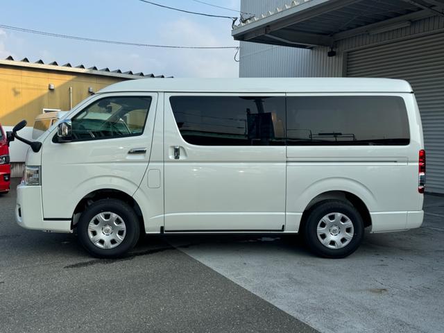 ハイエースワゴン ＧＬ　未登録新車／４ＷＤ／即納車／寒冷地仕様／パワースライドドア／ＬＥＤヘッドライト／プッシュスタート／デジタルインナーミラー／パノラミックビューモニター／レーンデパーチャーアラートメント（17枚目）