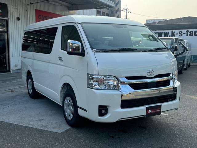 ハイエースワゴン ＧＬ　未登録新車／４ＷＤ／即納車／寒冷地仕様／パワースライドドア／ＬＥＤヘッドライト／プッシュスタート／デジタルインナーミラー／パノラミックビューモニター／レーンデパーチャーアラートメント（20枚目）