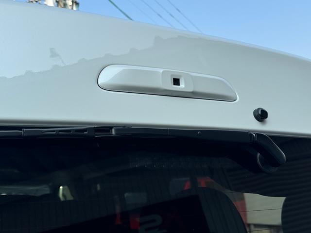 ハイエースワゴン ＧＬ　未登録新車／４ＷＤ／即納車／寒冷地仕様／パワースライドドア／ＬＥＤヘッドライト／プッシュスタート／デジタルインナーミラー／パノラミックビューモニター／レーンデパーチャーアラートメント（42枚目）