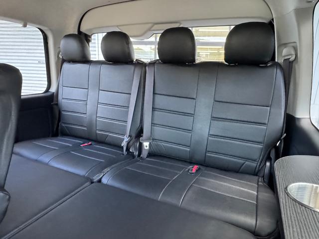 ハイエースワゴン ＧＬ　未登録新車／ワゴンＧＬ／４ＷＤ／ＫＳＦワゴンベッドキト／ＥＳＳＥＸ／ＣＲＳ／ＥＬ－１６／ＴＯＹＯタイヤ／ＧＲマッドフラップ／ＬＥＤ付スポイラー／全方位カメラ／カロッツェリアナビ／フリップダウンモニター（12枚目）