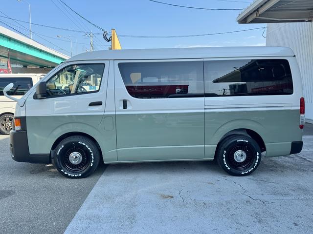 ハイエースワゴン ＧＬ　新車／シダーグリーン／丸目フェイス／ブラウン内装／ＤＥＥＮカリフォルニア１６ＡＷ　ＡＬＰＩＮＥ　ＢＩＧＸ　ＡＬＰＩＮＥ１２．８インチモニター／ＥＴＣ／センターコンソール／全方位カメラ／ＦＤクラシック（22枚目）