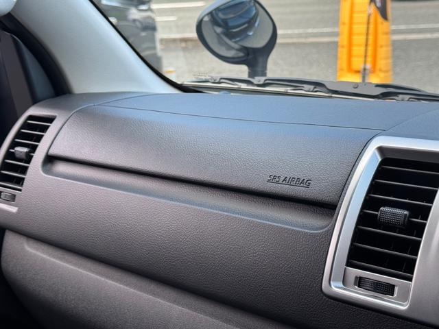 ハイエースワゴン ＧＬ　ＫＳＦシートアレンジ／ＡＬＰＩＮＥ１１インチナビ／１２．８インチモニター／ベッドキット／フローリング／車中泊／テーブル／ＥＴＣ／１７ＡＷ／グッドイヤ－ナスカータイヤ／ＣＲＳ／Ｆスポイラー／ローダウン（43枚目）