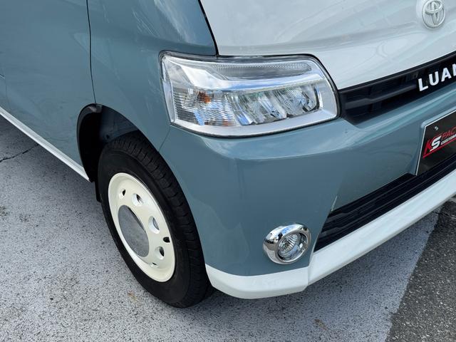 タウンエースバン ＧＬ　新車／Ｌｕａｎａ／レイクブルー／ツートンペイント／ベッドキット／床パネル／キャメル内装カバー／シートカバー／ウッドパネル／ナビ／ＥＴＣ／テーブル／キャンプ仕様／タウンエースカスタム／車中泊仕様（56枚目）