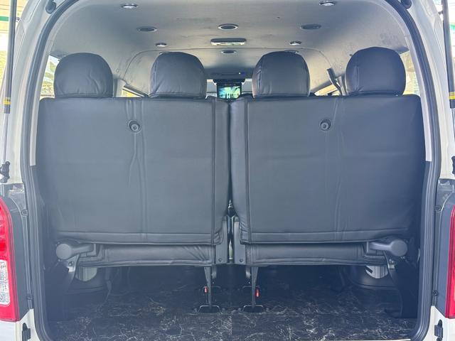 ハイエースワゴン ＧＬ　新車／４ＷＤ／ＫＳＦシートアレンジ／ラウンジパッケージ／カロッツェリアナヒ／ＥＴＣ／フリップダウンモニター／パノラミックビューモニター／キャンピングカー仕様／車中泊仕様／フルフラット／フローリング（8枚目）