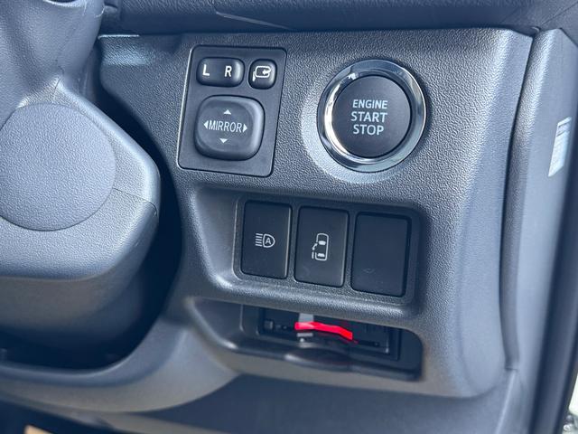 ハイエースワゴン ＧＬ　新車／４ＷＤ／ＫＳＦシートアレンジ／ラウンジパッケージ／カロッツェリアナヒ／ＥＴＣ／フリップダウンモニター／パノラミックビューモニター／キャンピングカー仕様／車中泊仕様／フルフラット／フローリング（20枚目）