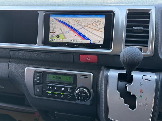 ハイエースワゴン ＧＬ　新車／４ＷＤ／ＫＳＦシートアレンジ／ラウンジパッケージ／カロッツェリアナヒ／ＥＴＣ／フリップダウンモニター／パノラミックビューモニター／キャンピングカー仕様／車中泊仕様／フルフラット／フローリング（27枚目）