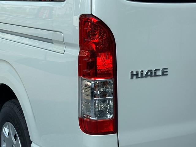 ハイエースワゴン ＧＬ　新車／４ＷＤ／ＫＳＦシートアレンジ／ラウンジパッケージ／カロッツェリアナヒ／ＥＴＣ／フリップダウンモニター／パノラミックビューモニター／キャンピングカー仕様／車中泊仕様／フルフラット／フローリング（64枚目）