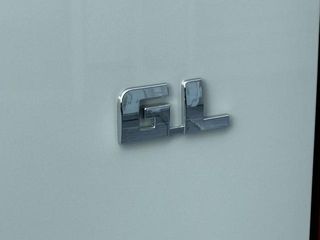 ハイエースワゴン ＧＬ　新車／４ＷＤ／ＫＳＦシートアレンジ／ラウンジパッケージ／カロッツェリアナヒ／ＥＴＣ／フリップダウンモニター／パノラミックビューモニター／キャンピングカー仕様／車中泊仕様／フルフラット／フローリング（65枚目）