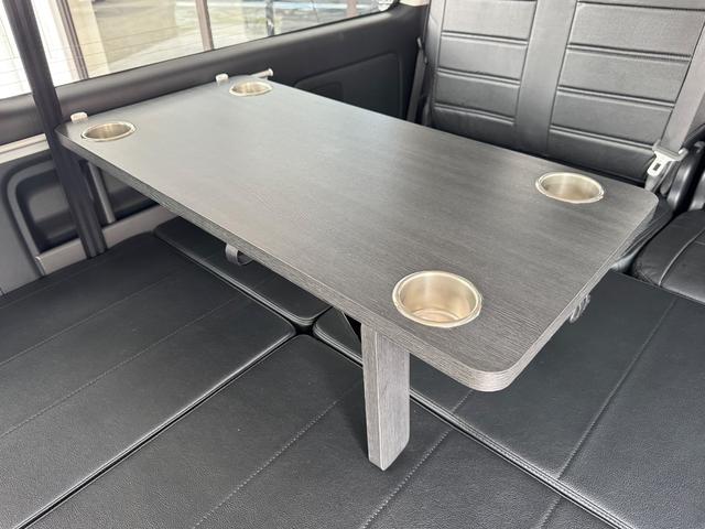 ハイエースワゴン ＧＬ　未登録新車／ＫＳ－ＳＡＬＯＯＮ２／３人掛ベンチシート／フルフラット／対座シート／ＡＬＰＩＮＥ１１インチＢＩＧＸナビ／１２．８インチフリップダウンモニター／ＥＴＣ／ナイトロパワー１７ＡＷ／ローダウン（11枚目）