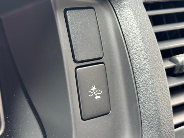 ハイエースワゴン ＧＬ　未登録新車／ＫＳ－ＳＡＬＯＯＮ２／３人掛ベンチシート／フルフラット／対座シート／ＡＬＰＩＮＥ１１インチＢＩＧＸナビ／１２．８インチフリップダウンモニター／ＥＴＣ／ナイトロパワー１７ＡＷ／ローダウン（30枚目）