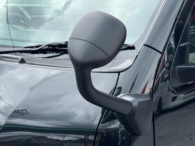 ハイエースワゴン ＧＬ　未登録新車／ＫＳ－ＳＡＬＯＯＮ２／３人掛ベンチシート／フルフラット／対座シート／ＡＬＰＩＮＥ１１インチＢＩＧＸナビ／１２．８インチフリップダウンモニター／ＥＴＣ／ナイトロパワー１７ＡＷ／ローダウン（67枚目）