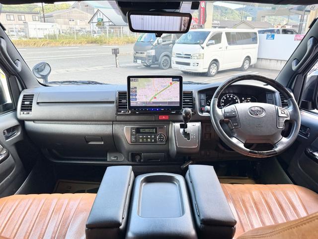 ハイエースバン スーパーGL ディーゼル/ワンオーナー/寒冷地仕様/ALPINE11インチBIXナビ/12.8インチ/ベッドキット/TRD/フロントスポイラー/16インチAW/キャメルカラー/シートカバー/キャンピングカー仕様(2枚目)