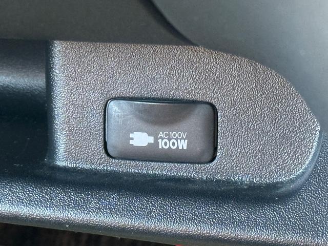 ハイエースバン スーパーGL ディーゼル/ワンオーナー/寒冷地仕様/ALPINE11インチBIXナビ/12.8インチ/ベッドキット/TRD/フロントスポイラー/16インチAW/キャメルカラー/シートカバー/キャンピングカー仕様(36枚目)