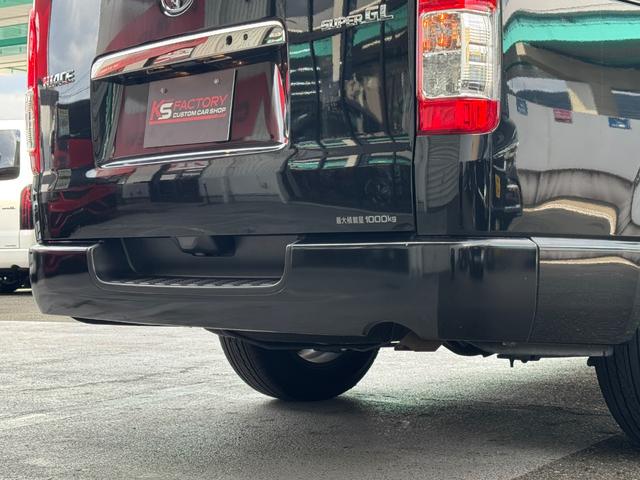 ハイエースバン スーパーGL ディーゼル/ワンオーナー/寒冷地仕様/ALPINE11インチBIXナビ/12.8インチ/ベッドキット/TRD/フロントスポイラー/16インチAW/キャメルカラー/シートカバー/キャンピングカー仕様(67枚目)