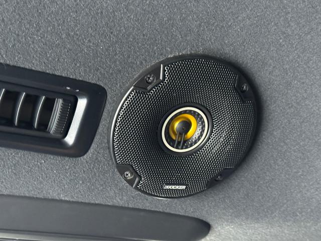 ハイエースバン スーパーＧＬ　ダークプライムＩＩ　ＡＬＰＩＮＥ　ＢＩＧＸ／ワンオーナー／ベッドキット／ＢＲＩＤＥシート／デジタルインナーミラー／ドラレコ／天井スピーカー／後席モニター／社外リアバンパー／デイトナ／車中泊仕様／中古ハイエースカスタム（34枚目）