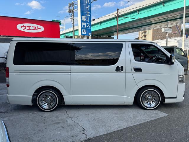 ハイエースバン スーパーＧＬ　ダークプライムＩＩ　ＡＬＰＩＮＥ　ＢＩＧＸ／ワンオーナー／ベッドキット／ＢＲＩＤＥシート／デジタルインナーミラー／ドラレコ／天井スピーカー／後席モニター／社外リアバンパー／デイトナ／車中泊仕様／中古ハイエースカスタム（38枚目）