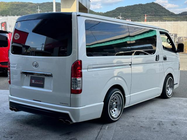 ハイエースバン スーパーＧＬ　ダークプライムＩＩ　ＡＬＰＩＮＥ　ＢＩＧＸ／ワンオーナー／ベッドキット／ＢＲＩＤＥシート／デジタルインナーミラー／ドラレコ／天井スピーカー／後席モニター／社外リアバンパー／デイトナ／車中泊仕様／中古ハイエースカスタム（45枚目）