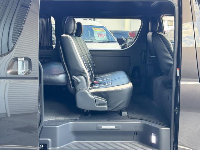 ハイエースバン スーパーGL 50TH アニバーサリーリミテッド ワイド/ディーゼル/50周年/グラファイトメタリック/ジョーカーフロントバンパー//ベッドキット/ALPINE11インチBIGXナビ/フルフラット/車中泊/キャンピングカー仕様/ハイエースカスタム(7枚目)