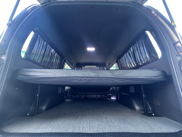 ハイエースバン スーパーGL 50TH アニバーサリーリミテッド ワイド/ディーゼル/50周年/グラファイトメタリック/ジョーカーフロントバンパー//ベッドキット/ALPINE11インチBIGXナビ/フルフラット/車中泊/キャンピングカー仕様/ハイエースカスタム(12枚目)