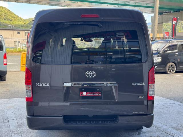 ハイエースバン スーパーGL 50TH アニバーサリーリミテッド ワイド/ディーゼル/50周年/グラファイトメタリック/ジョーカーフロントバンパー//ベッドキット/ALPINE11インチBIGXナビ/フルフラット/車中泊/キャンピングカー仕様/ハイエースカスタム(19枚目)