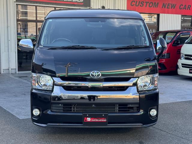 ハイエースバン スーパーＧＬ　ダークプライム　ディーゼル／フルエアロ／ローダウン／玄武／ショック／リアスポイラー／ＥＳＳＥＸ／ＥＷ－１８／ベッドキット／フローリングパネル／ヴァレンティ／シグマ／ＬＥＤテールランプ／インテリアパネル／中古ハイエース（14枚目）