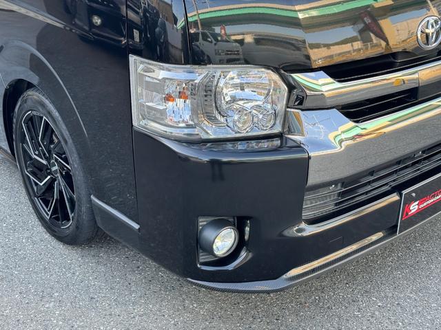 ハイエースバン スーパーＧＬ　ダークプライム　ディーゼル／フルエアロ／ローダウン／玄武／ショック／リアスポイラー／ＥＳＳＥＸ／ＥＷ－１８／ベッドキット／フローリングパネル／ヴァレンティ／シグマ／ＬＥＤテールランプ／インテリアパネル／中古ハイエース（30枚目）