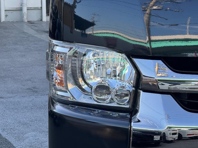 ハイエースバン スーパーＧＬ　ダークプライム　ディーゼル／フルエアロ／ローダウン／玄武／ショック／リアスポイラー／ＥＳＳＥＸ／ＥＷ－１８／ベッドキット／フローリングパネル／ヴァレンティ／シグマ／ＬＥＤテールランプ／インテリアパネル／中古ハイエース（32枚目）