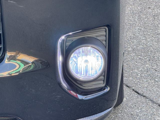 ハイエースバン スーパーＧＬ　ダークプライム　ディーゼル／フルエアロ／ローダウン／玄武／ショック／リアスポイラー／ＥＳＳＥＸ／ＥＷ－１８／ベッドキット／フローリングパネル／ヴァレンティ／シグマ／ＬＥＤテールランプ／インテリアパネル／中古ハイエース（39枚目）