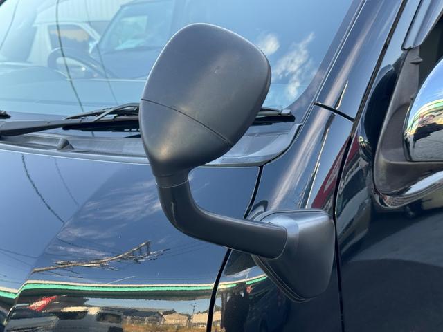 ハイエースバン スーパーＧＬ　ダークプライム　ディーゼル／フルエアロ／ローダウン／玄武／ショック／リアスポイラー／ＥＳＳＥＸ／ＥＷ－１８／ベッドキット／フローリングパネル／ヴァレンティ／シグマ／ＬＥＤテールランプ／インテリアパネル／中古ハイエース（42枚目）